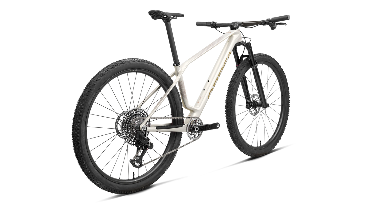 ALMA M-PRO 2027